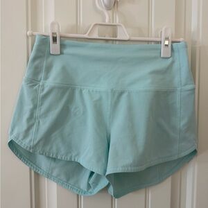 Lululemon Speed Up 2.5 Inseam Shorts (ideal mint)
